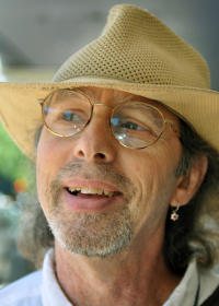 http://extras.mnginteractive.com/live/media/site234/2013/0108/20130108_075800_jonathan_frieman_200.jpg